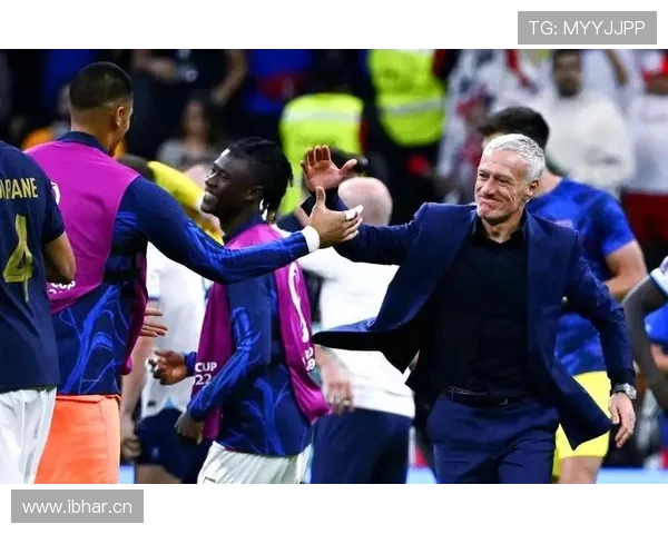 姆巴佩vs梅西：世界杯表现与球王权杖差距解析