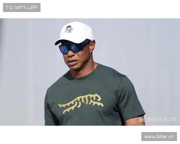 泰格·伍兹居然还能玩出花样，看看他家那豪宅简直比比赛场地还刺激